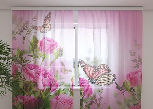 Šifoon-fotokardin Butterflies and pink roses 240x220 cm