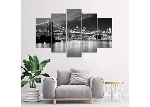 Viieosaline seinapilt Brooklyn Bridge at night black and white 100x70 cm