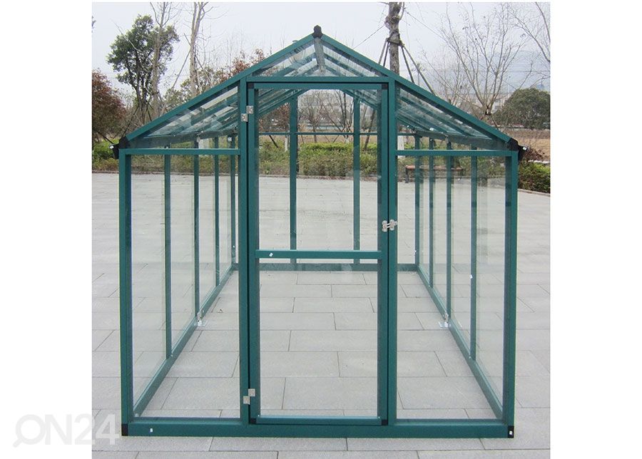 Kasvuhoone klaasist 4,6 m² suurendatud