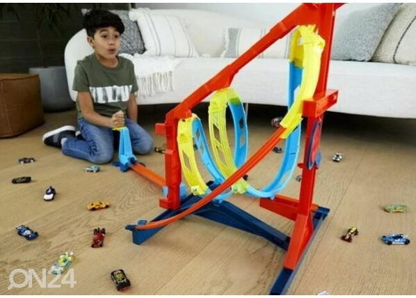 ​Hot Wheels® Track Builder® kruvikeeraja surmasõlmerada