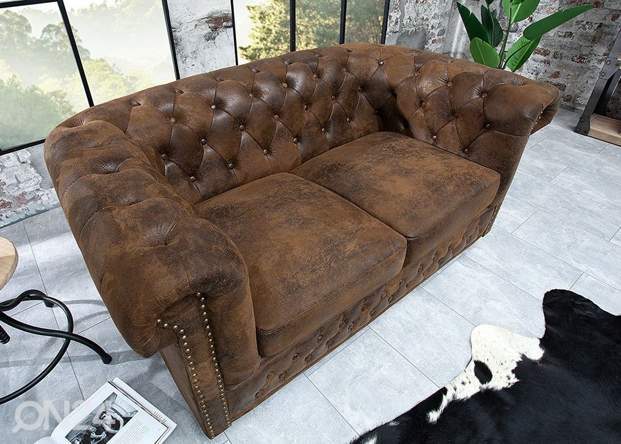 Diivan Chesterfield suurendatud