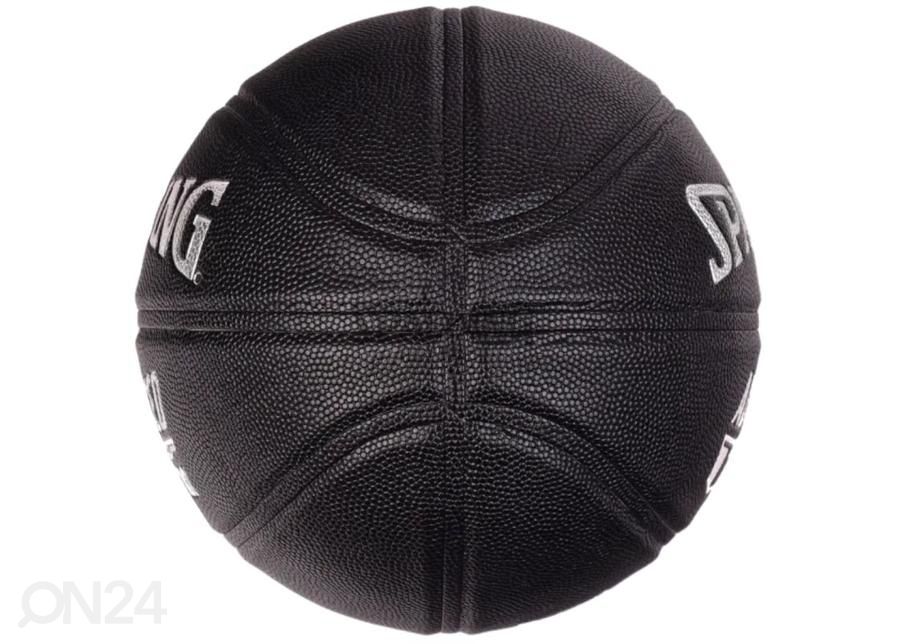 Korvpall Spalding Advanced Grip Control suurendatud