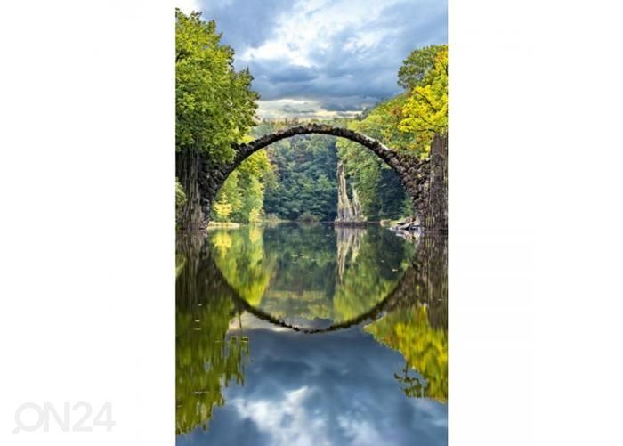 Fliis fototapeet Arch bridge 150x250 cm suurendatud