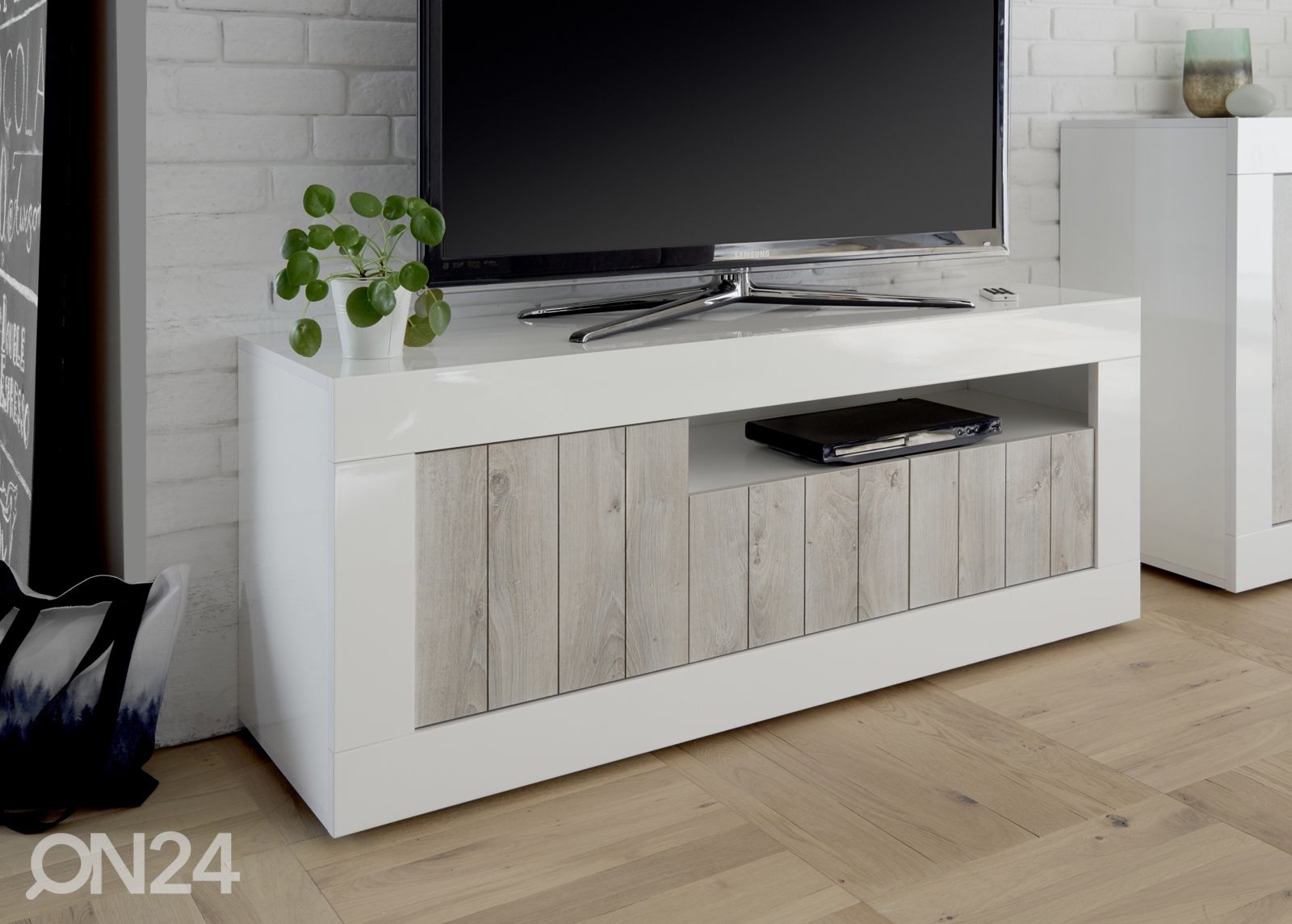 TV-alus Urbino 138cm suurendatud