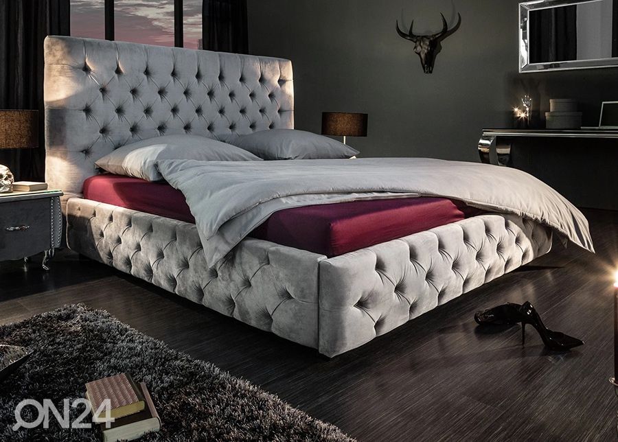 Voodi Chesterfield, 180x200 cm suurendatud