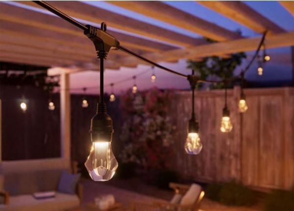 Nanoleaf Essentials Matter nutikas mitmevärviline välisvalgusti – 30 m stardikomplekt